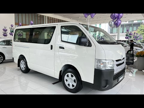 2023 Toyota HiAce 2.5 L VAN / In-depth Walkaround Exterior & Interior - (12 Seats Four-Row)