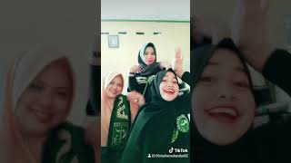 Download lagu #TiktokBonita entah apa yang merasuki bonita 🐊 sebelum nribun Entah Apa #persebaya #bonita mp3 Download lagu #TiktokBonita entah apa yang merasuki bonita 🐊 sebelum nribun Entah Apa #persebaya #bonita mp3