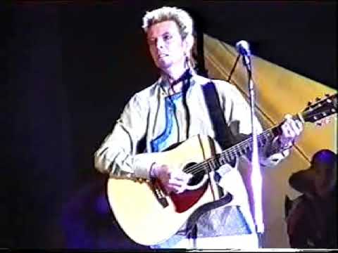 David Bowie - Torhout (Belgium) - VERSION 2 - PRIVATE FILM - 04 July 1997