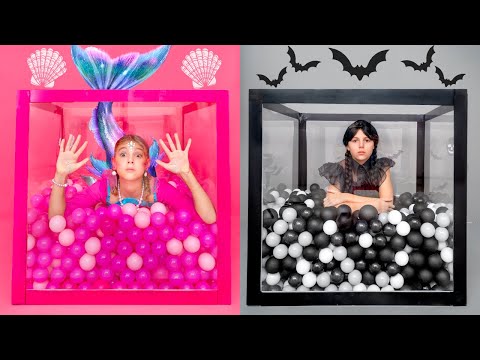 Halloween con Merlina y Sirenita: Desafío Negro VS Rosa! 🎃🖤🎀