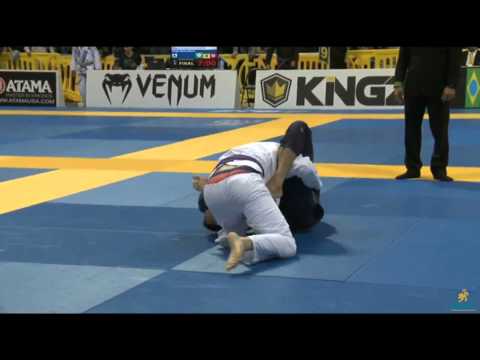 Dominique Bell - Worlds 2015 - Match 3