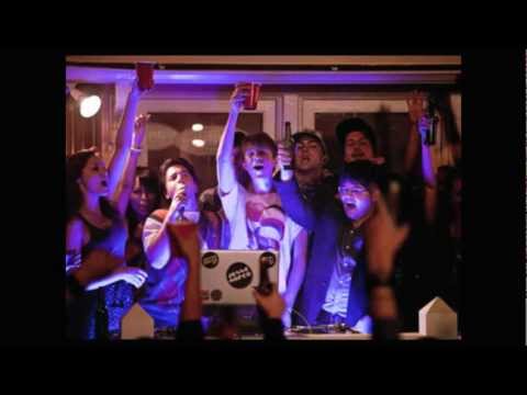 Project X soundtrack Heads Will Roll [ A- Trak Remix]- Yeah Yeah Yeahs