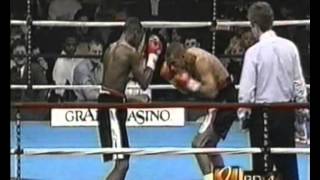 13. Floyd Mayweather Vs. Hector Arroyo.