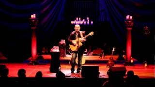 Colin Hay performs &#39;Wayfaring Sons&#39; at One World Theatre in Austin