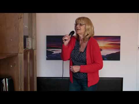 Půlnoc (Green Door)