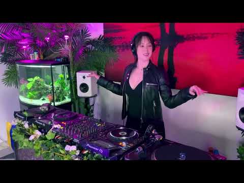 Evelynka Live Mix from San Juan PR - 2022