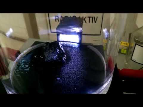 Nebelkammer Versuch in 4K