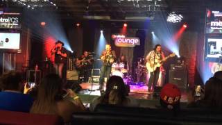 Siggno - Está lloviendo (Uforia Lounge Houston)