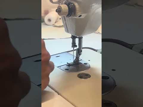 Mariia Balashova/ Threading the machine + sewing / Fashion Communication LCI