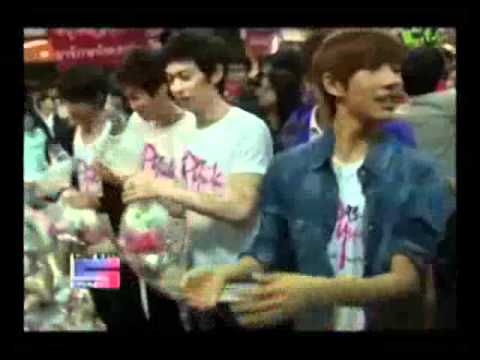 [111205] Boyfriend CUT - Club Five