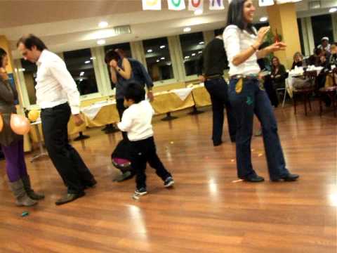 GIOCHI KARAOKE INTRATTENIMENTO MATRIMONIO MUSICA E ANIMAZIONE ALEX E CLAUDIA .AVI