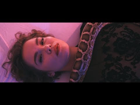 Hugo Nameless - Schlangen im Gebüsch (prod. by Don Dollar)