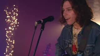 Molly Tuttle with Daniel Donato - Love&#39;s Gonna Live Here (Buck Owens)