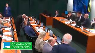  Discussão e votação de propostas legislativas - 08/04/2026 10:00
