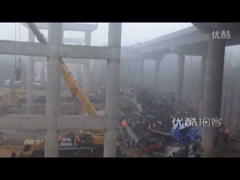 Камион с фойерверки взриви магистрала в Китай