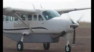 preview picture of video 'Flight Mara Serena airstrip to Nairobi / Wilson airport / Kenya'