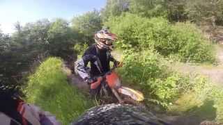 preview picture of video 'KTM 530EXC der Mennes in der Enduro Strecke @ Hoope Park'