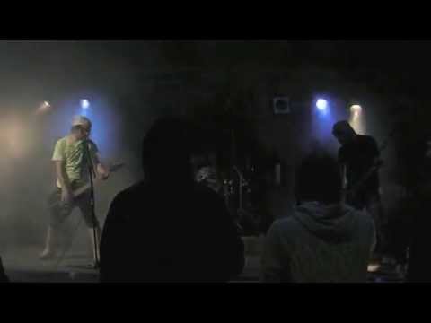 Verstärker Tod Live in Krumpa zum What The Fuck 2014
