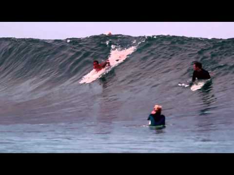 Elohe Ali - broken board teahupoo.mov