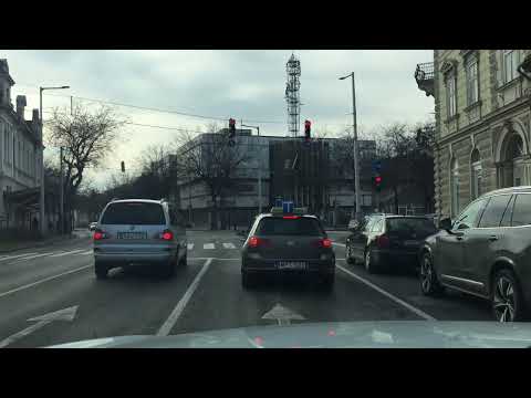 Driving in Hungary: Szekszárd - To center of town from the north