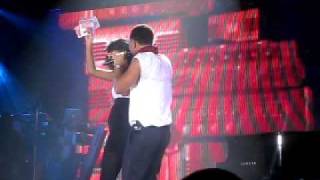 John legend stockholm slow dances with girl