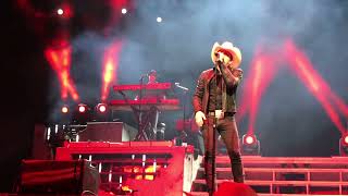 I Could Kick Your Ass - Justin Moore - Live