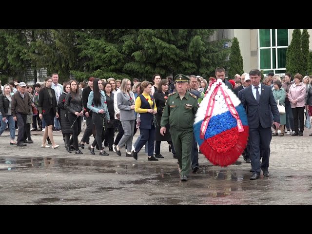 В День памяти и скорби нурлатцы почтили память солдат, павших на фронтах ВОВ