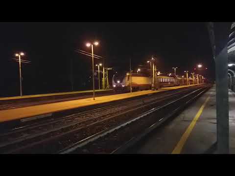 e402b 165 + 103 dts,treno Intercity notte,Ronco Scrivia,succursale Giovi,trains hunter,trainspotting