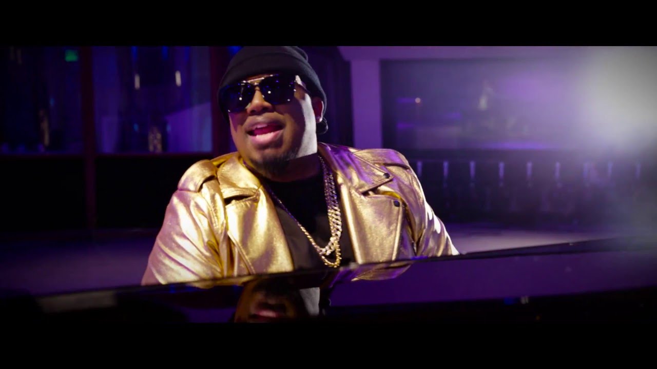 Dave Hollister – ”Definition of a Woman”