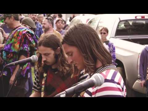 Grateful Shred - Busted At The Bowl - Scarlet Begonias/Fire On The Mountain