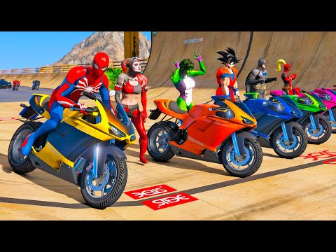 CORRIDA DE MOTOS COM HOMEM ARANHA E AMIGOS HERÓIS! SALTOS e QUEDAS COM MOTOS na RAMPA - GTA V