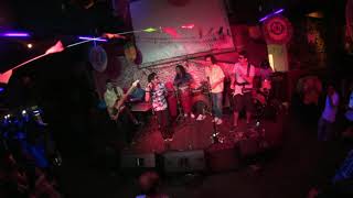 Casa Maré - Meia lua inteira (Caetano Veloso)