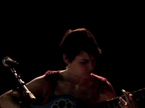 2/5 Kaki King - Ahuvati
