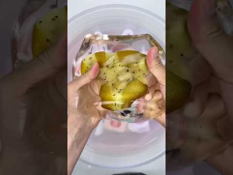 A kiwi fell into my Taba 🤭#stressrelief #tabasquishy #asmr  #squishy  #squishynow