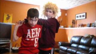 TYLER MEDEIROS FT. DANNY FERNANDES - GIRLFRIEND reciting