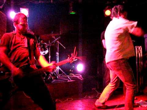 Blood I Bleed  live at Betontegel  prt.1