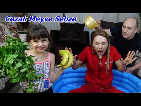 , title : 'SOĞUK SU CEZALI MEYVE SEBZE CHALLENGE! SIRILSIKLAM OLDUK! RUKİYE ÇETİNKAYA'