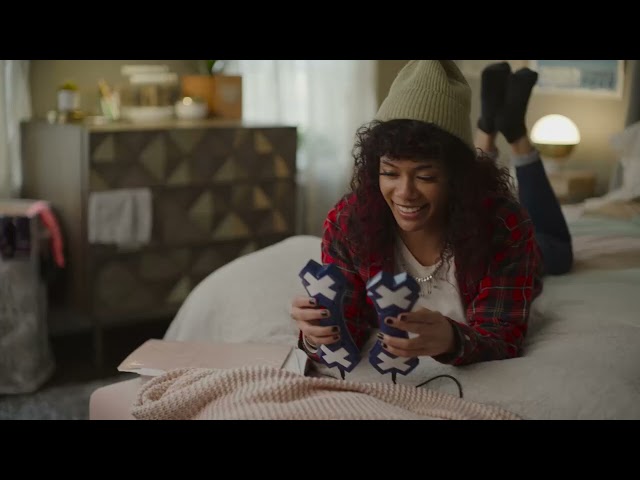 Vídeo relacionado con Mattel Games Señales Cruzadas. Juego electrónico de Reflejos para niños y niñas +8 años (Mattel HCF43)