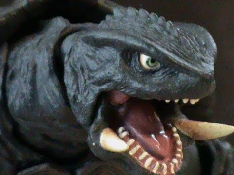 Sci-Fi Revoltech No. 033 Gamera 2 Review