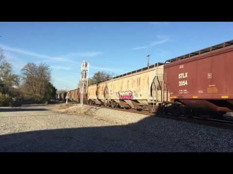 TFM on NS grain train meets a slow short freight