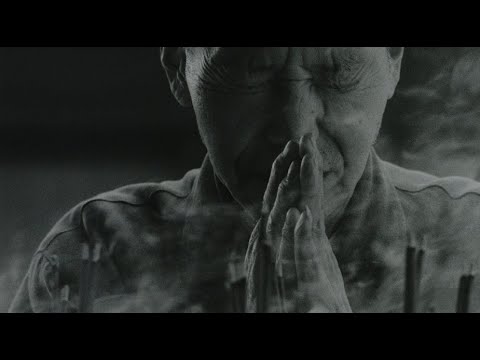 Thumbnail for video: The Weavers of Nishijin (Toshio Matsumoto, 1961)