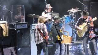 Neil Young Wolf Moon / Words 2015 Live at LA Forum