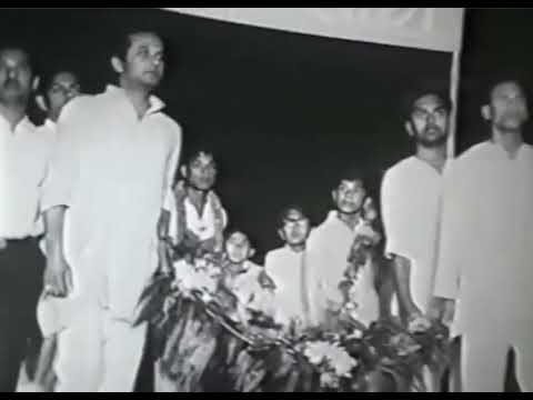 আমার ভাইয়ের রক্তে রাঙানো একুশে ফেব্রুয়ারি || জীবন থেকে নেয়া (১৯৭০) || পরিচালনায়: জহির রায়হান