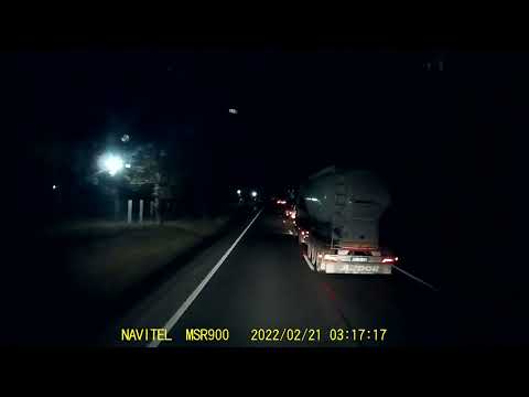 Wyprzedzanie tirów rumunia (fast trucks romania night driving)