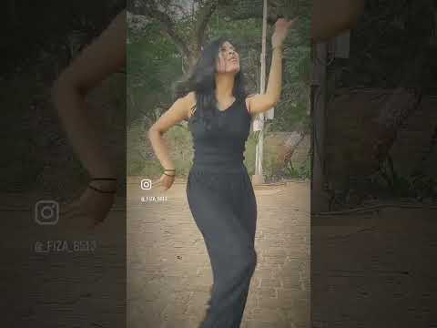 Fizaa Sanaa Khan Dum dum dan...