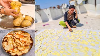Easy Aloo Chips Recipe | साल भर चलने वाले आलू के चिप्स कैसे बनाते है | Potato wefer | KabitasKitchen