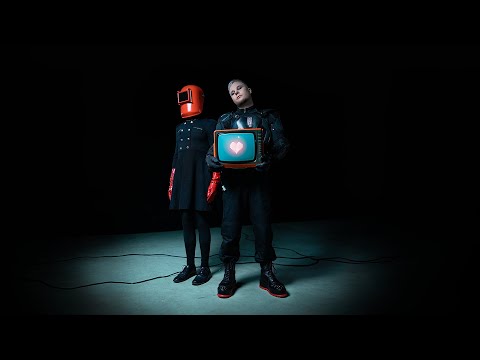 Jänö - Äänet käskee (Official Music Video)