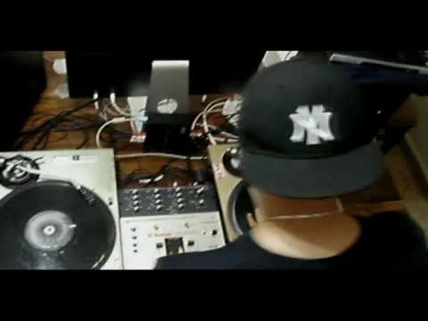 DJ Destroy Arms #beatjuggling  con Afura