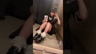 TikTok 少し見えてる？？