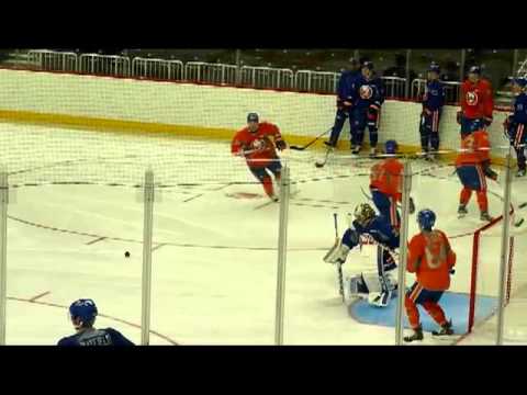 New York Islanders practice in Brooklyn 9-12-13